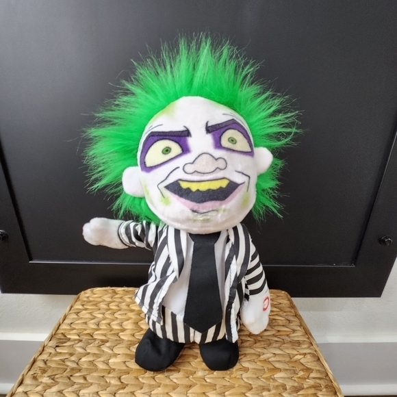 Beetlejuice 13.5" Animated Plush Figure Walks and Talks Collectible - Picture 4 of 7